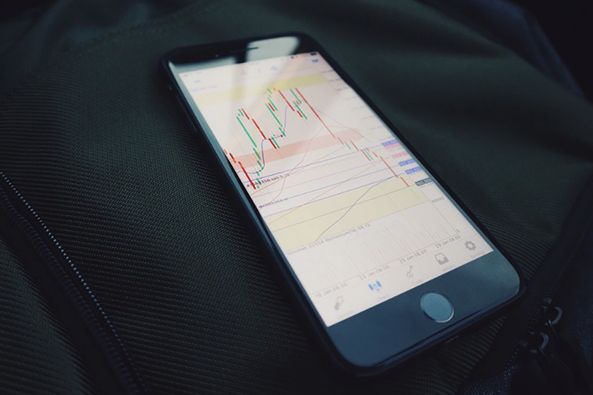 ATFX：美元指數(shù)低位暴漲，歐元及黃金受到壓制
